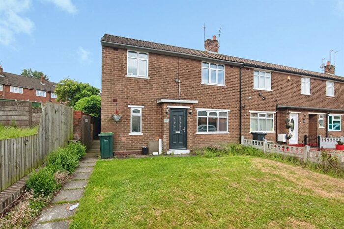 3 Bedroom End Terrace House For Sale In Denbigh Drive, West Bromwich, B71