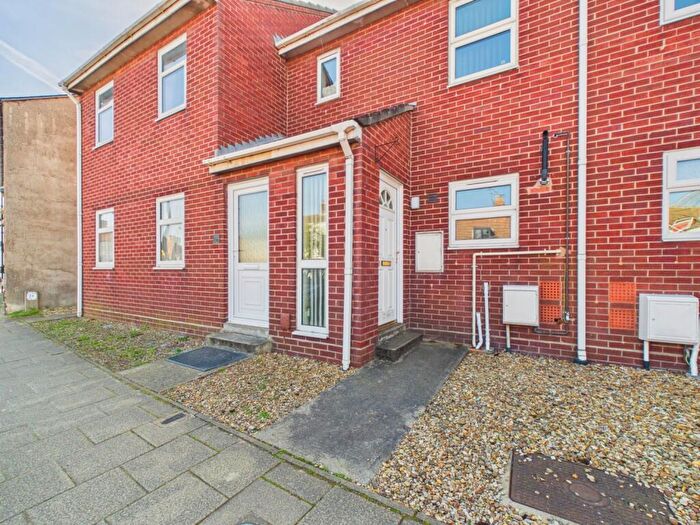 2 Bedroom Terraced House To Rent In West Street, Crowland, Peterborough, PE6