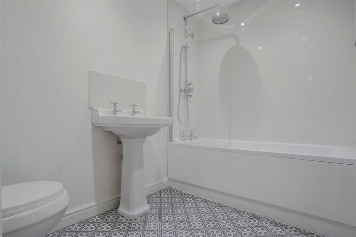 2 Bedroom Property To Rent In Hayes Buildings, Rawtenstall, Rossendale, BB4