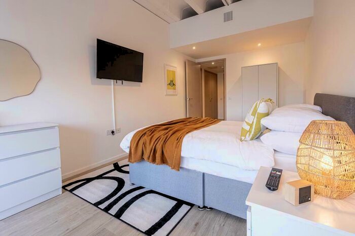 1 Bedroom Flat To Rent In Elder Gate, Milton Keynes, Buckinghamshire, MK9