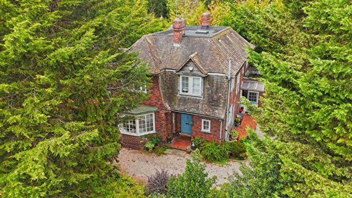 4 Bedroom Detached House For Sale In Hill Street, Hinckley, LE10