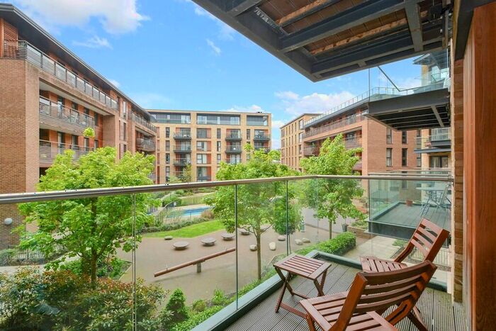 1 Bedroom Apartment To Rent In Maple Quays, Canad Water, SE16