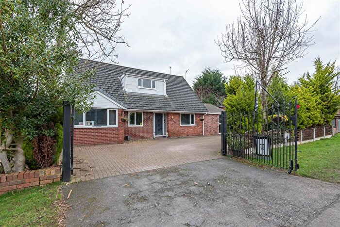 5 Bedroom Detached House For Sale In Royal Avenue, Leyland, PR25