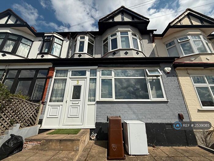 5 Bedroom Terraced House To Rent In Lansdowne Road, London, E4