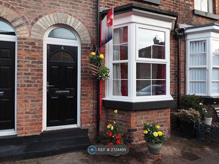 2 Bedroom Terraced House To Rent In Knight Street, Manchester, M20