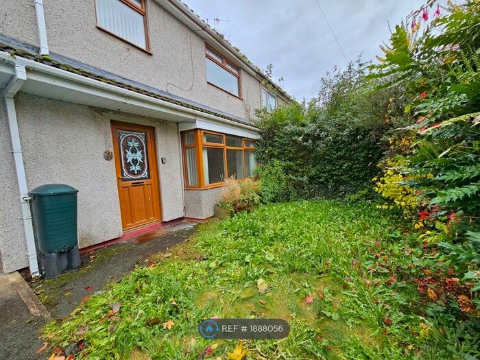 3 Bedroom Semi-Detached House To Rent In Dinmor Road, Manchester, M22