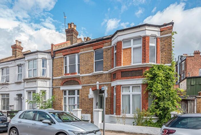 5 Bedroom Apartment To Rent In Nelgarde Road London, SE6