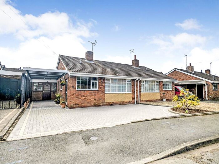 2 Bedroom Bungalow For Sale In The Deansway, Kidderminster, Worcestershire, DY10