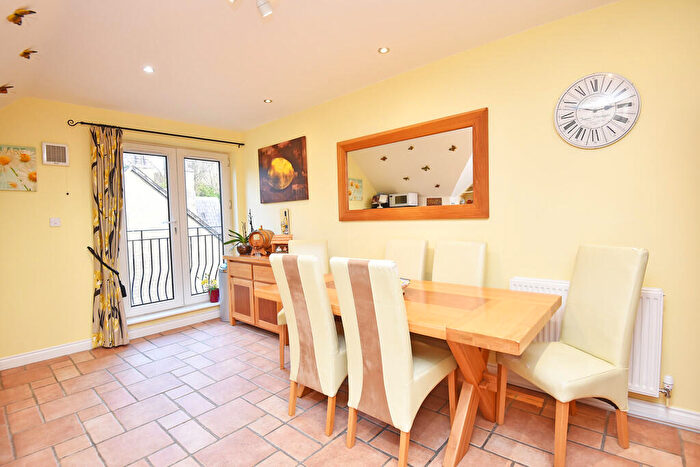 2 Bedroom Apartment For Sale In The Penthouse, Portland Crescent, Harrogate, HG1