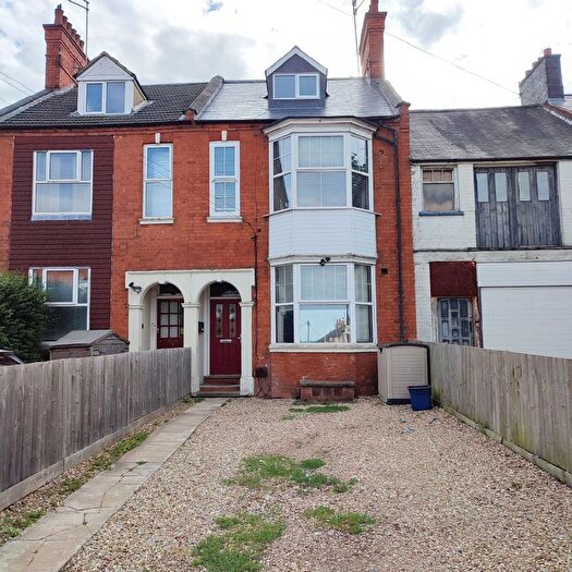 1 Bedroom Flat To Rent In Flat, Semilong Road, Northampton, NN2