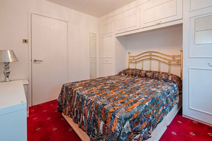 2 Bedroom Flat For Sale In Limefield Road, Salford, M7