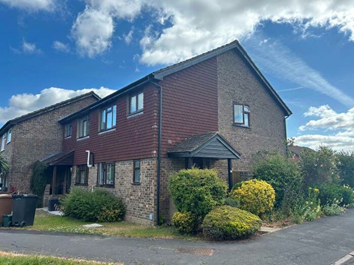 3 Bedroom Terraced House To Rent In Hareward Road, Merrow Park, Guildford, GU4