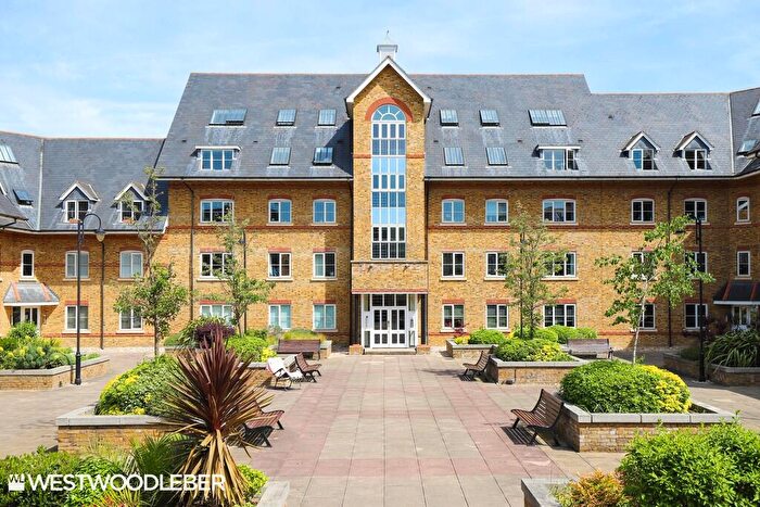 2 Bedroom Apartment To Rent In Station Road, Ware, SG12