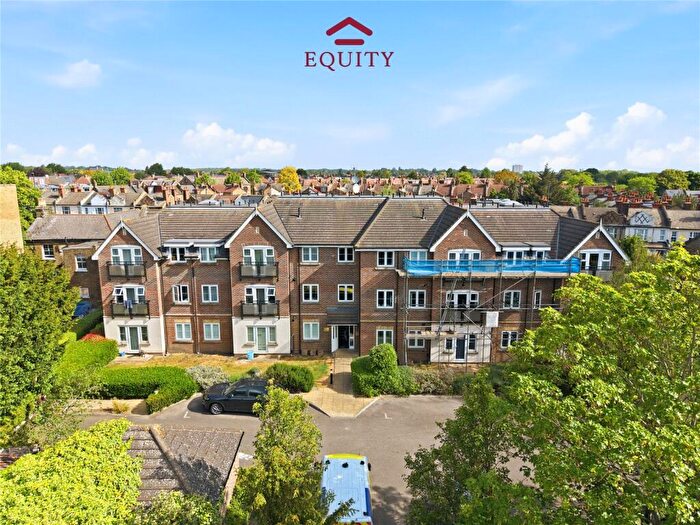 2 Bedroom Flat For Sale In Southbury Road, Enfield, EN1