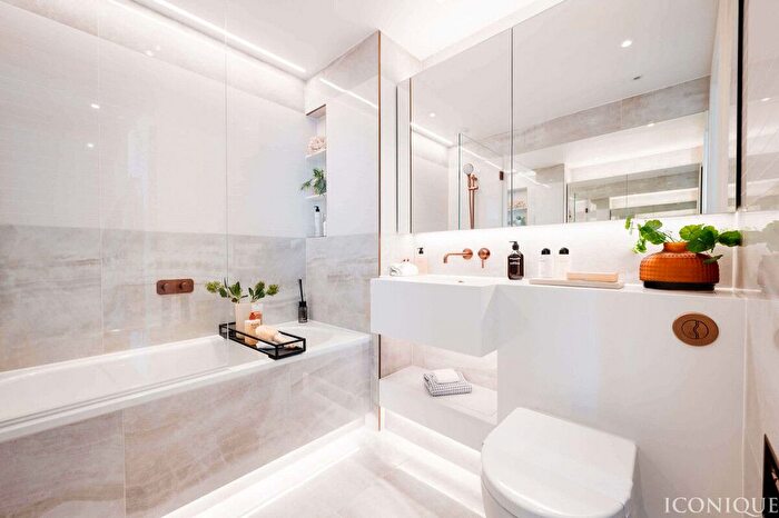 4 Bedroom Flat For Sale In Wood Lane, London, W12