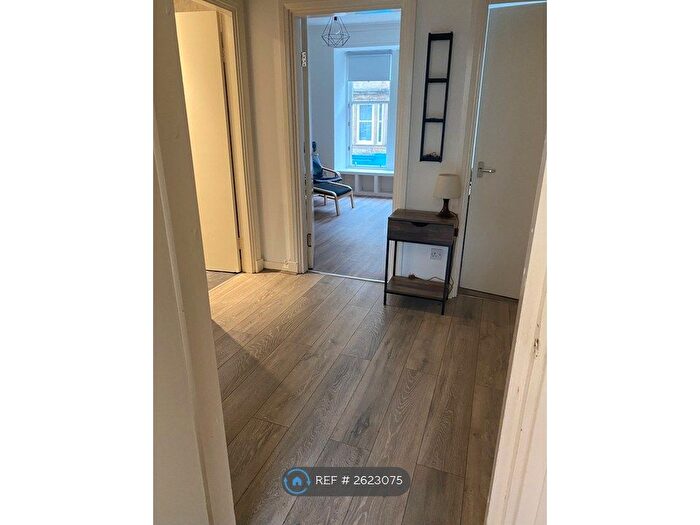 2 Bedroom Flat To Rent In Willowbank Crescent, Glasgow, G3
