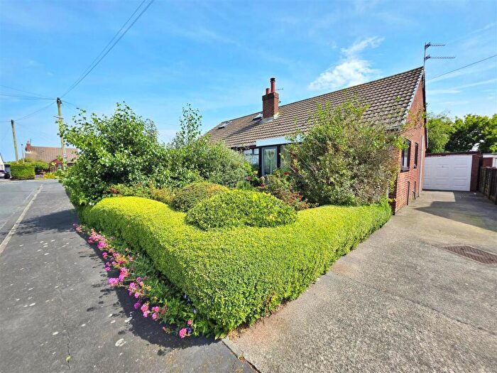 2 Bedroom Semi-Detached Bungalow For Sale In Kingston Close, Knott End-On-Sea, Poulton-Le-Fylde, FY6