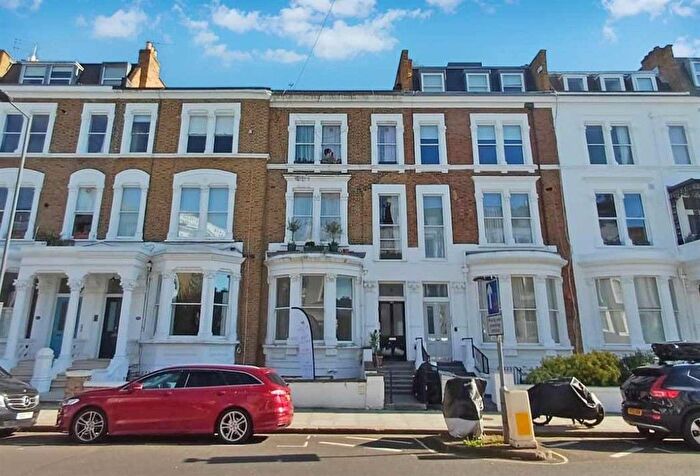 1 Bedroom Flat For Sale In Sinclair Road, Kensington Olympia, W14