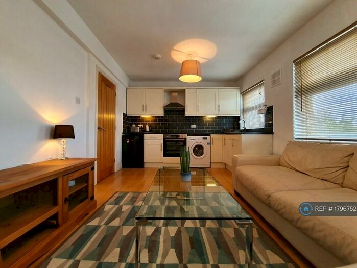 1 Bedroom Flat To Rent In Station Parade, Harrow, HA3