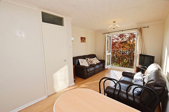 2 Bedroom Flat To Rent In Victoria Chase, Colchester, CO1