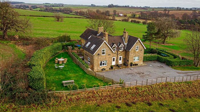 3 Bedroom Semi-Detached House To Rent In Orford Road, Binbrook, LN8