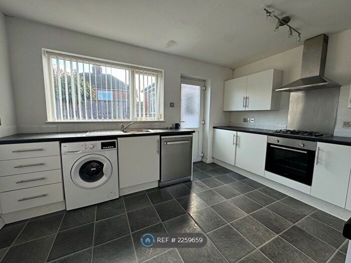 3 Bedroom Semi-Detached House To Rent In Malling Road, Stockton-On-Tees, TS20