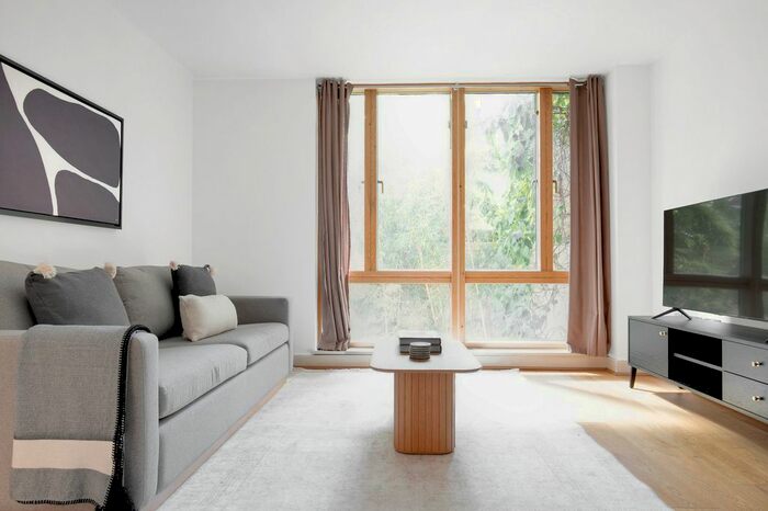 2 Bedroom Flat To Rent In London Borough Of Hackney, N1