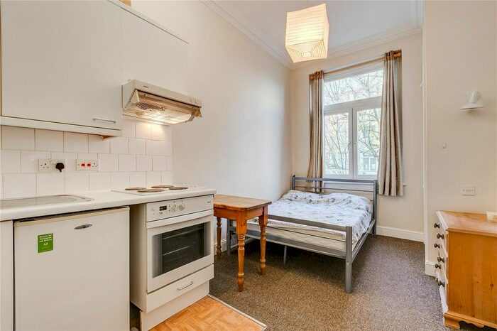 Studio To Rent In Trebovir Road, Earls Court, SW5