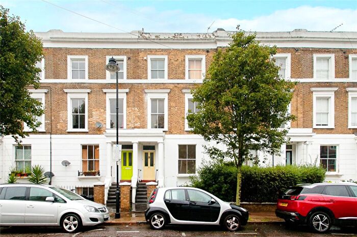 3 Bedroom Flat To Rent In Downham Road, De Beuvoir, N1