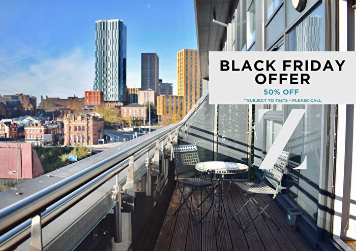 2 Bedroom Flat To Rent In New York Road, Leeds, LS2