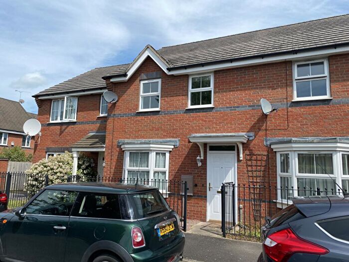 3 Bedroom Terraced House To Rent In Wellington Street, Loughborough, LE11