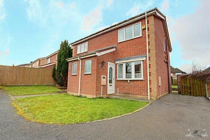 2 Bedroom Semi-Detached House To Rent In Darwent Road, Tapton, Chesterfield, Derbyshire, S41
