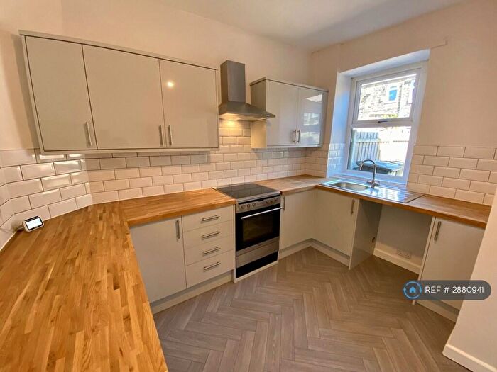 3 Bedroom Terraced House To Rent In Turner Street, Barnsley, S72