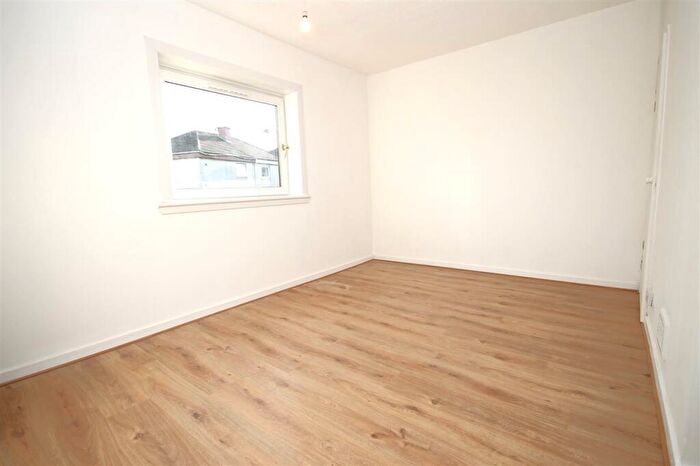 2 Bedroom Flat For Sale In Hadrian Terrace, Motherwell, ML1