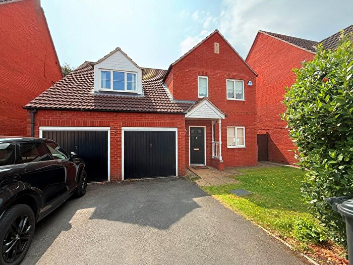 4 Bedroom Property To Rent In Mitchell Way, York, YO30