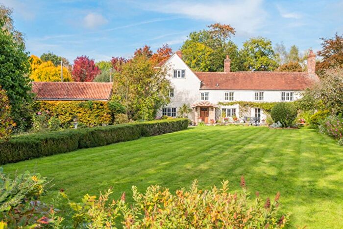 5 Bedroom Detached House For Sale In Silton, Gillingham, Dorset, SP8