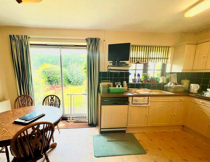 3 Bedroom Detached Bungalow For Sale In The Ridge, Woodfalls, Salisbury, SP5