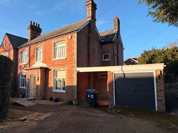 4 Bedroom Semi Detached House For Sale In Clinton Hill, RH7