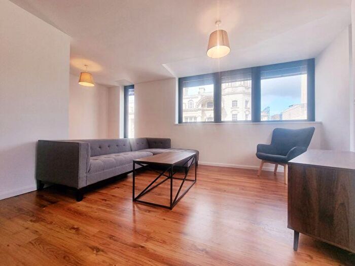 2 Bedroom Apartment To Rent In Mann Island, Liverpool, L3