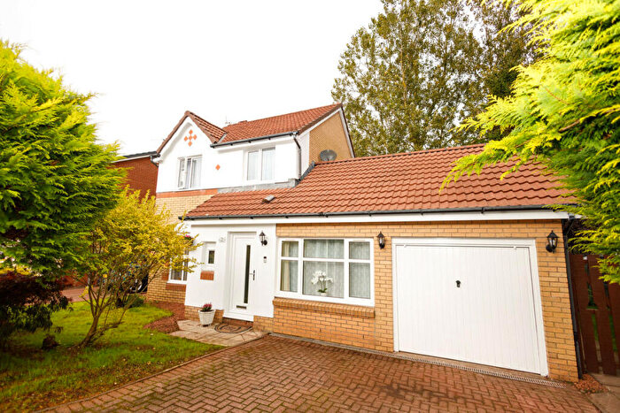 4 Bedroom Detached House For Sale In Burn Bridge Drive, Strathaven, ML10