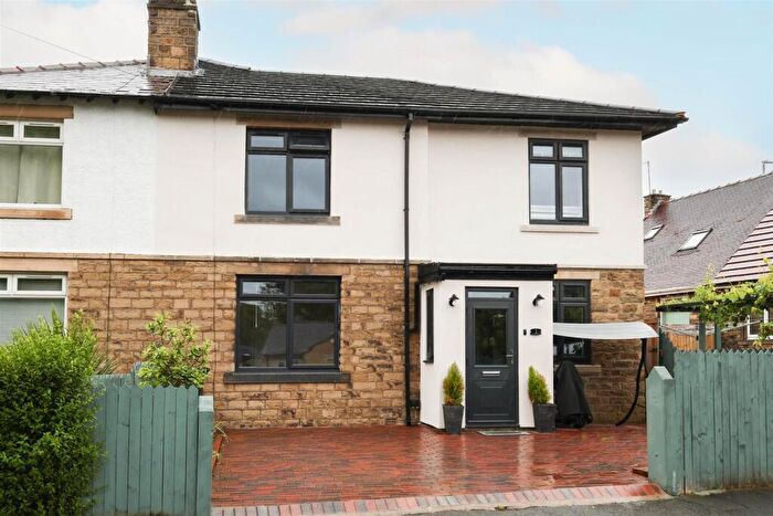 3 Bedroom Semi-Detached House For Sale In Maurice Avenue, Brighouse, HD6