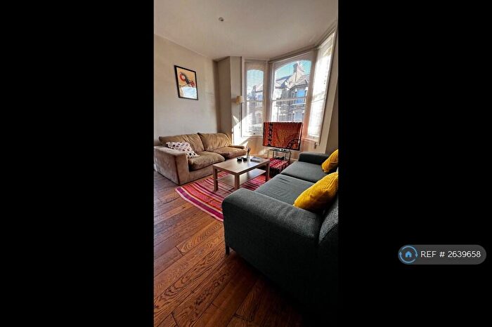 3 Bedroom Terraced House To Rent In Elcot Avenue, London, SE15