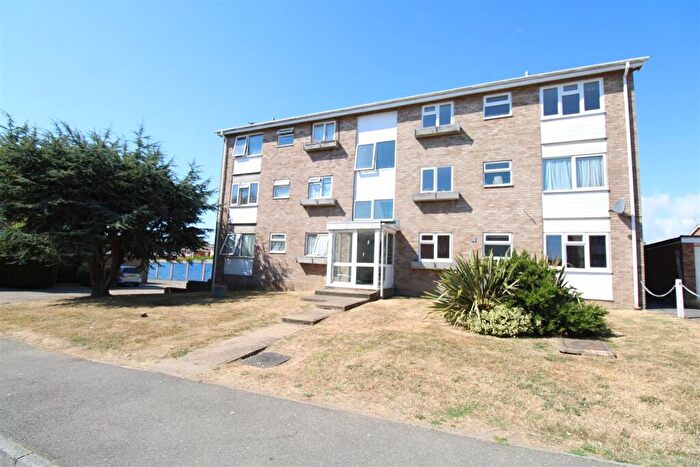 2 Bedroom Flat To Rent In Gatefield Court, Gatefield Close, Walton On The Naze, CO14