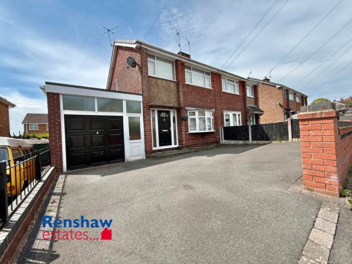 3 Bedroom Semi-Detached House For Sale In Oundle Drive, Ilkeston, Derbyshire, DE7