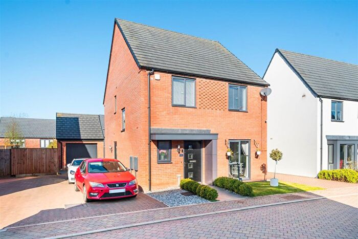 4 Bedroom Detached House For Sale In Hornbeam Lane, Wingerworth, Chesterfield, S42