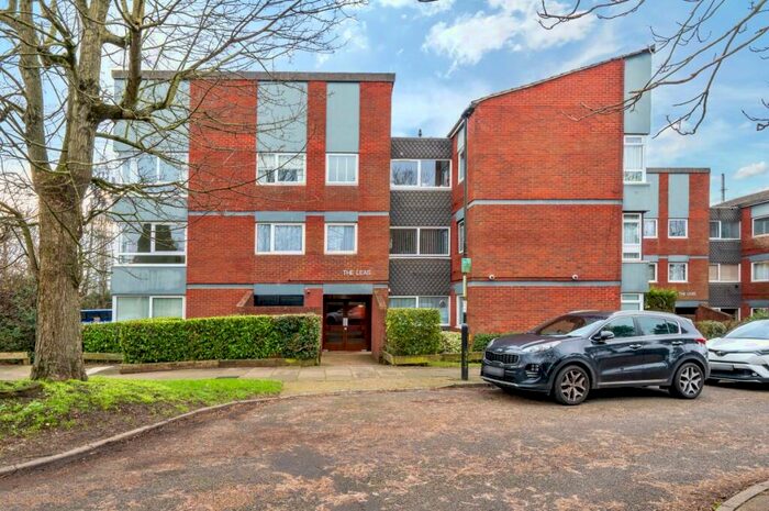 2 Bedroom Flat To Rent In Cleanthus Road London, SE18