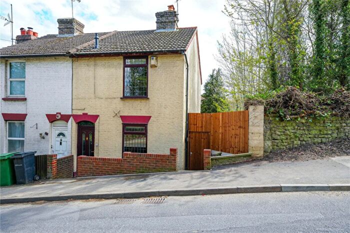 2 Bedroom End Of Terrace House For Sale In Farleigh Hill, Tovil, Maidstone, ME15