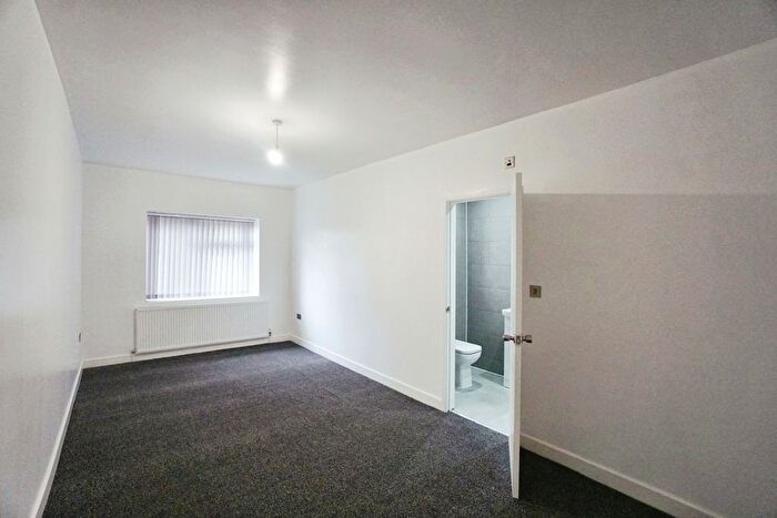 4 Bedroom Bungalow For Sale In Bailey Road, Bilston, WV14
