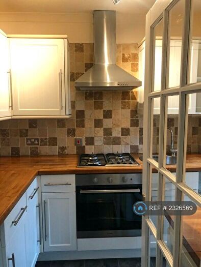 1 Bedroom Flat To Rent In Broomhill Gardens, Glasgow, G11