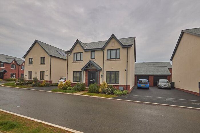 5 Bedroom Detached House For Sale In Victoria Mead, Topsham, EX3
